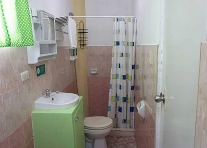 Cronin Residences (adults Only) Bed & Breakfast