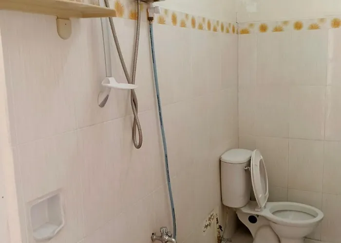 Bed & Breakfast Cronin Residences (adults Only) Oslob