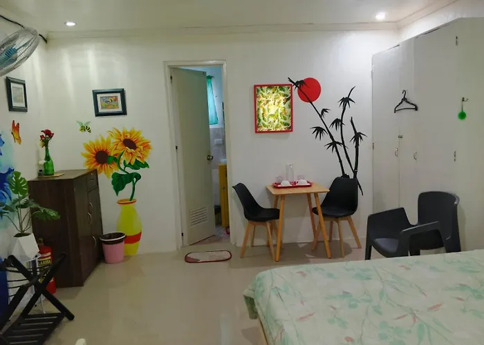 Cronin Residences (adults Only) Bed & Breakfast *