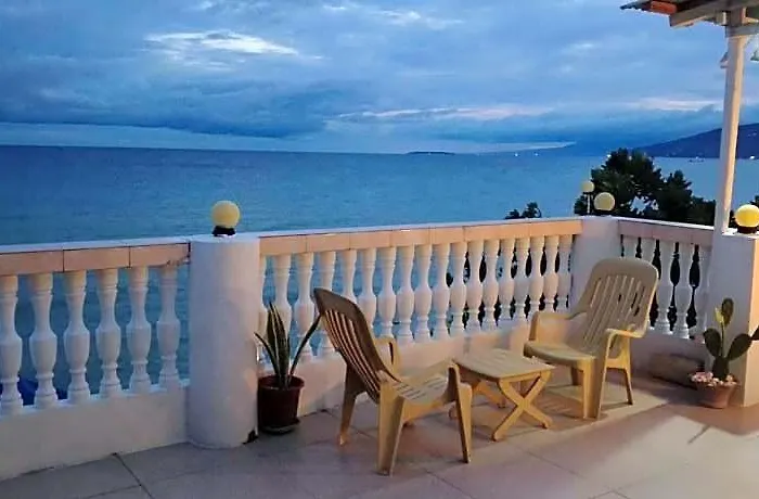 Cronin Residences (adults Only) *