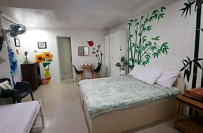 Bed & Breakfast Cronin Residences (adults Only)